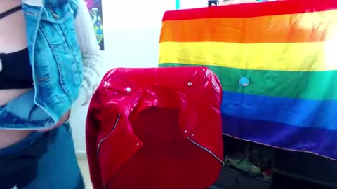 aleja online show from 09/18/25, 08:11