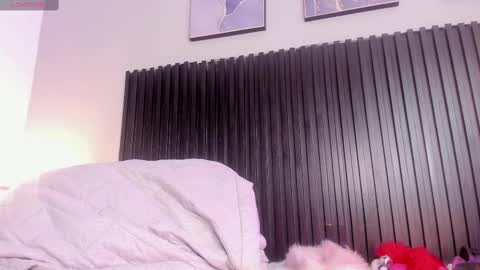 Snapshot of aleja__slav3 chatting on 02/22/25, 09:23 aleja__slav3 online show from 02/22/25, 09:23
