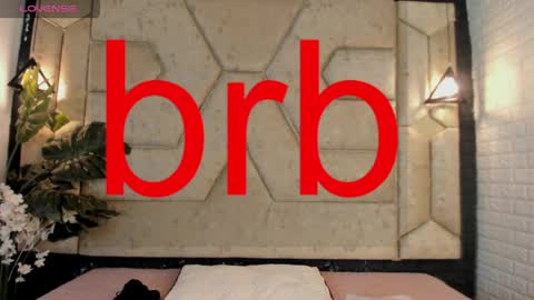 aleja__slav3 online show from 04/21/26, 09:06