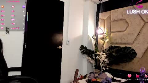 Snapshot of aleja__slav3 chatting on 07/23/26, 09:13 aleja__slav3 online show from 07/23/26, 09:13