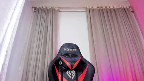 Aleja Hill online show from 04/07/26, 05:19