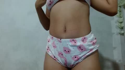 Snapshot of aleja_swety chatting on 12/12/24, 07:19 ALEJA online show from 12/12/24, 07:19