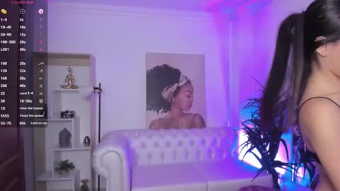 Alejandra online show from 02/19/25, 06:21