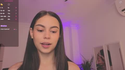 Alejandra online show from 09/23/25, 11:24