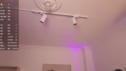 Alejandra online show from 09/30/25, 12:10