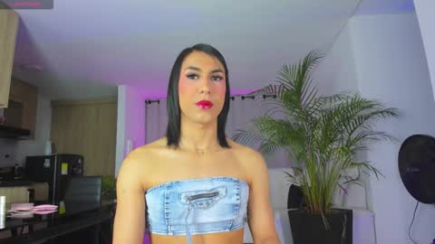 A L E J A N D R A online show from 09/27/25, 10:53