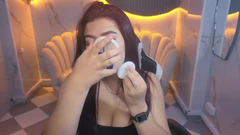 Aleja online show from 04/21/26, 03:24