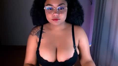 Snapshot of alejandra_conde chatting on 12/19/24, 12:34 Alejandra online show from 12/19/24, 12:34