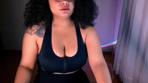 Snapshot of alejandra_conde chatting on 12/20/24, 12:08 Alejandra online show from 12/20/24, 12:08