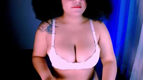 Snapshot of alejandra_conde chatting on 01/31/25, 12:50 Alejandra online show from 01/31/25, 12:50