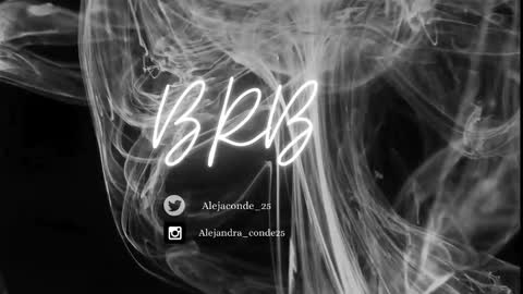 Snapshot of alejandra_conde chatting on 09/17/25, 12:45 Alejandra online show from 09/17/25, 12:45