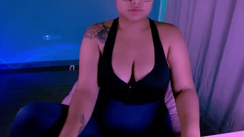 Snapshot of alejandra_conde chatting on 12/03/25, 03:25 Alejandra online show from 12/03/25, 03:25