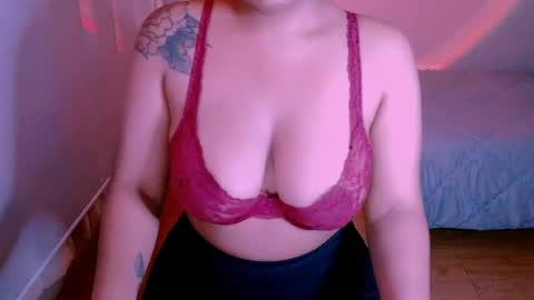 Alejandra  online show from 05/15/26, 12:06