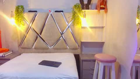 alejandra martins online show from 10/30/25, 02:57