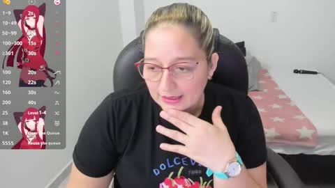 alejandra online show from 11/10/25, 10:42