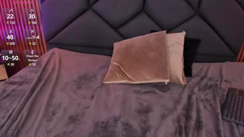 Aleja  online show from 02/11/25, 03:08