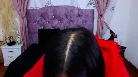 ALEJANDRA online show from 11/30/25, 11:25