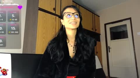Alejandra online show from 12/27/24, 07:29