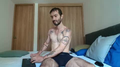 Snapshot of alejandro_bigcock chatting on 04/26/26, 03:53 Alejandro Hernndez online show from 04/26/26, 03:53
