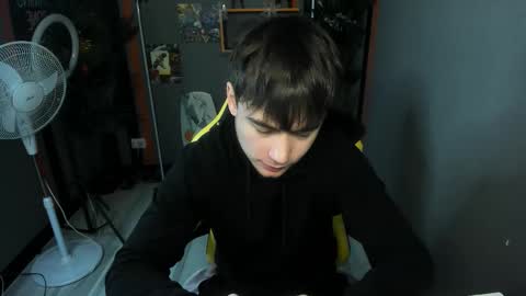 Snapshot of alejandro_ellias chatting on 01/06/26, 10:08 Alejandro online show from 01/06/26, 10:08