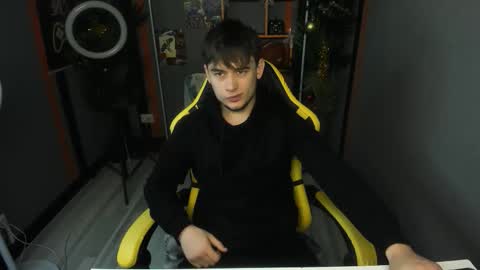 Snapshot of alejandro_ellias chatting on 01/07/26, 10:18 Alejandro online show from 01/07/26, 10:18