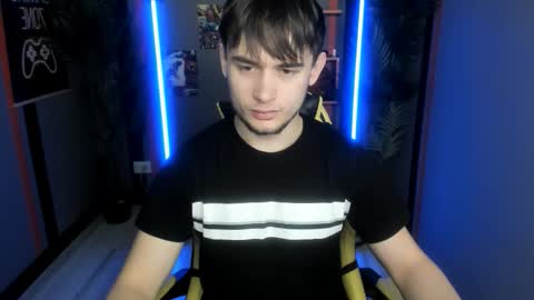 Snapshot of alejandro_ellias chatting on 01/15/26, 06:11 Alejandro online show from 01/15/26, 06:11