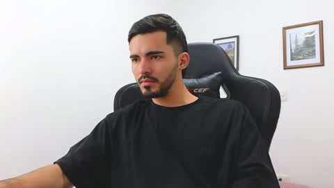 Snapshot of alejandroo_7 chatting on 01/09/25, 09:26 alejandroo_7 online show from 01/09/25, 09:26