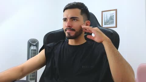 Snapshot of alejandroo_7 chatting on 01/10/25, 12:38 alejandroo_7 online show from 01/10/25, 12:38