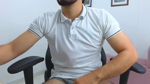 Snapshot of alejandroo_7 chatting on 01/24/25, 09:58 alejandroo_7 online show from 01/24/25, 09:58