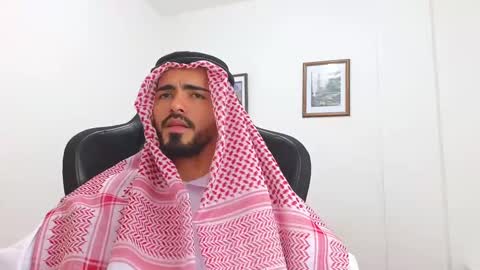 Snapshot of alejandroo_7 chatting on 03/09/25, 07:37 alejandroo_7 online show from 03/09/25, 07:37