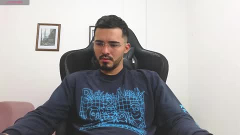 Snapshot of alejandroo_7 chatting on 11/08/25, 05:56 alejandroo_7 online show from 11/08/25, 05:56