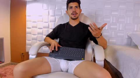 Alejo  online show from 02/08/25, 09:04