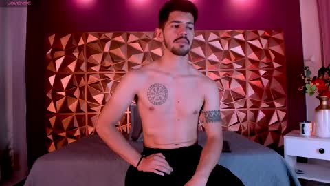 Alejo  online show from 03/11/25, 08:42