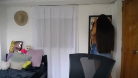 alejaxxxhot online show from 08/06/26, 06:21