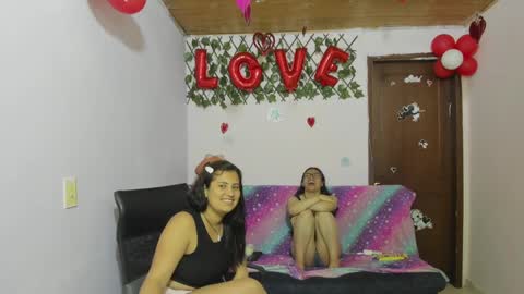 Snapshot of alejita_smithh chatting on 02/24/25, 07:00 zoe and Kataleya online show from 02/24/25, 07:00