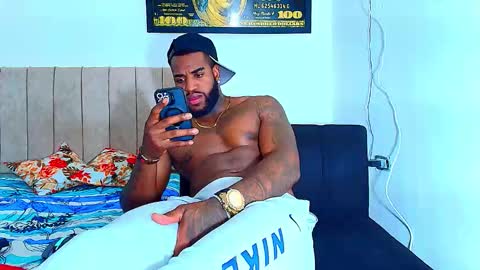 alejo_21cm online show from 01/16/26, 04:38