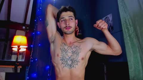 alejo_323__ online show from 02/02/25, 03:21