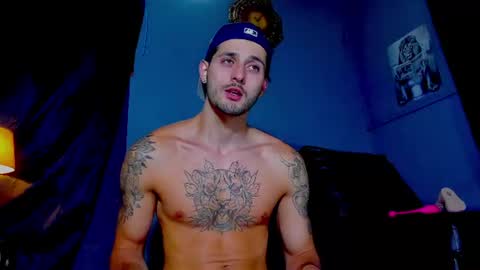 alejo_323__ online show from 07/20/26, 03:43