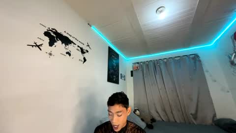 Snapshot of alejo_cute chatting on 07/09/26, 02:32 alejo_cute online show from 07/09/26, 02:32