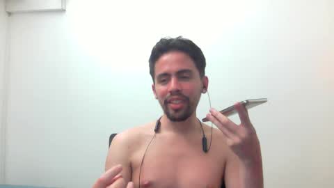 alejo_shy online show from 01/11/25, 02:41