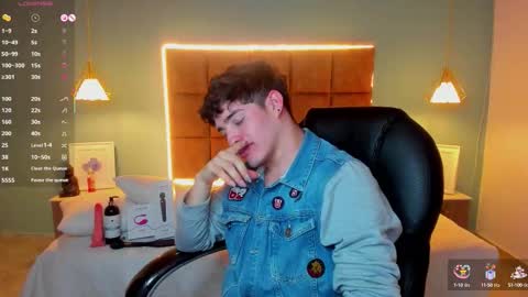 Snapshot of alejootwink chatting on 09/23/25, 09:45 ALejoo Saenz online show from 09/23/25, 09:45