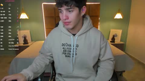 Snapshot of alejootwink chatting on 10/09/25, 02:53 ALejoo Saenz online show from 10/09/25, 02:53