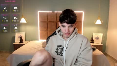 ALejoo Saenz online show from 04/16/26, 11:40