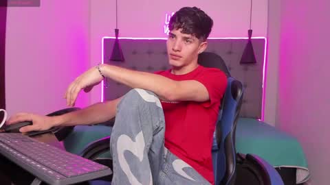 ALejoo Saenz online show from 04/20/26, 04:32