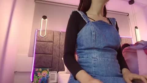 aleka_williams_ online show from 11/05/25, 11:05