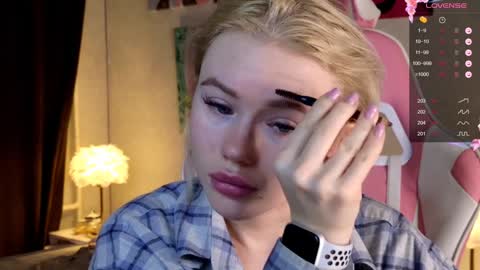 Lexi online show from 12/08/24, 04:14