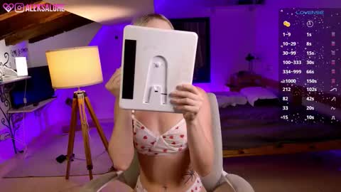 Lexi online show from 09/15/25, 02:55