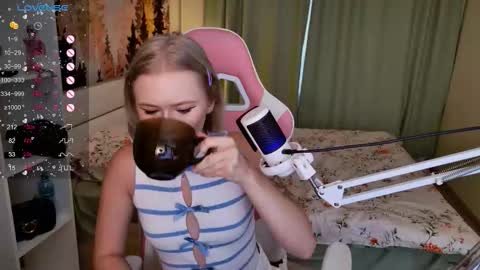 Lexi online show from 09/20/25, 03:51