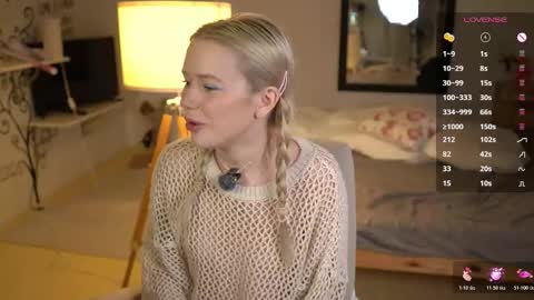 Lexi online show from 11/09/25, 04:11