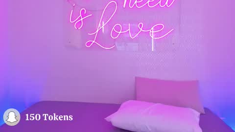 Snapshot of aleksandra_miller chatting on 11/07/25, 12:38 Aleksandra online show from 11/07/25, 12:38